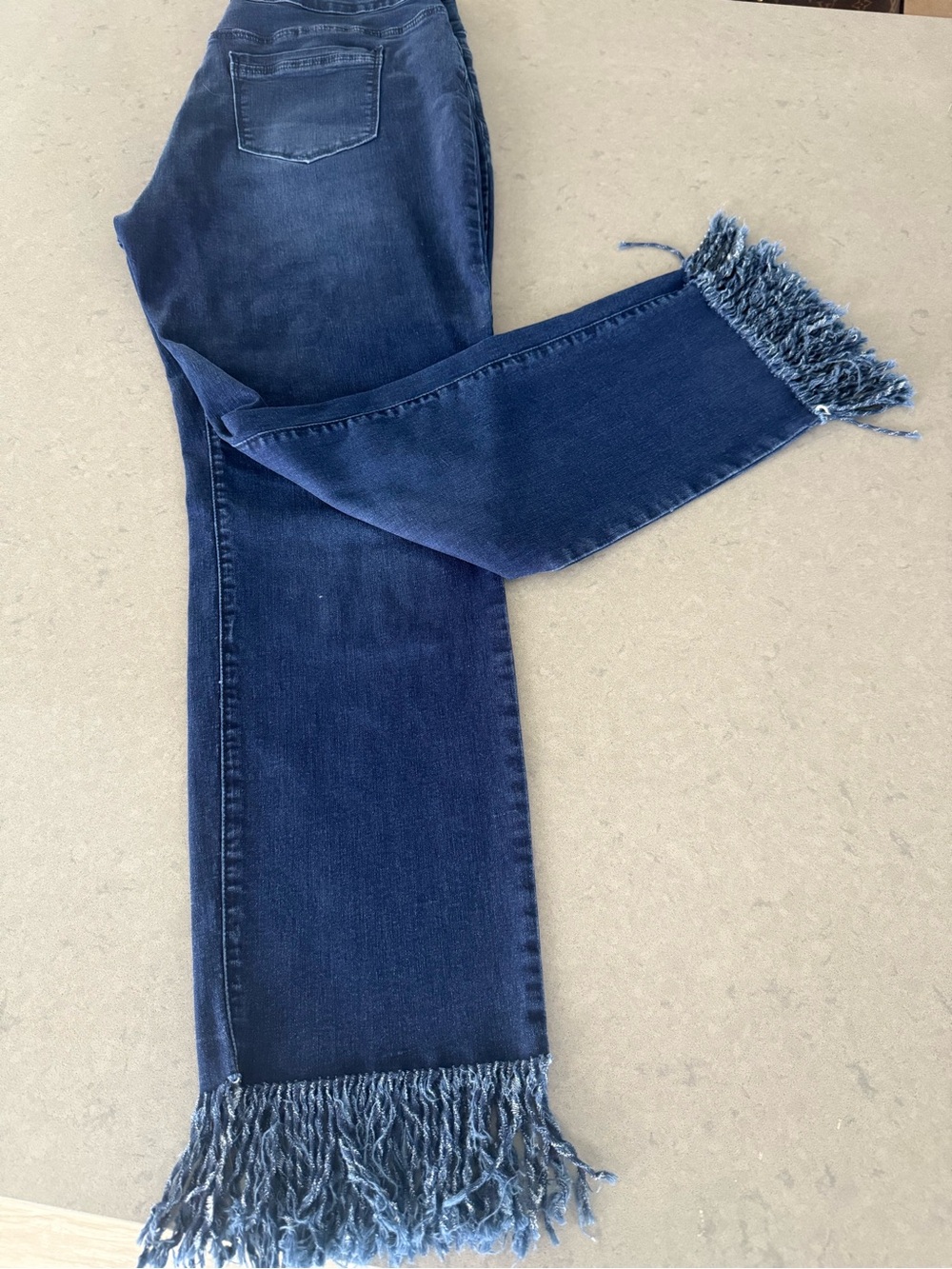 Ethyl Dark Blue Straight-Leg Jeans with Fringe Hem